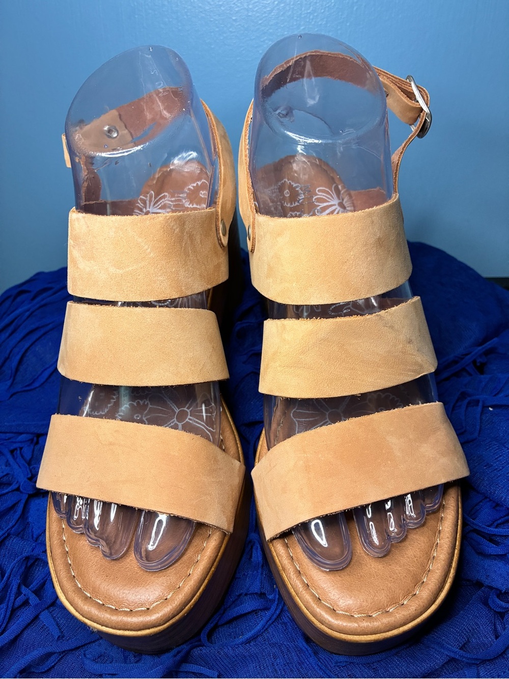 Musse & Cloud Anthropologie Beige Triple-Strap Platform Sandals